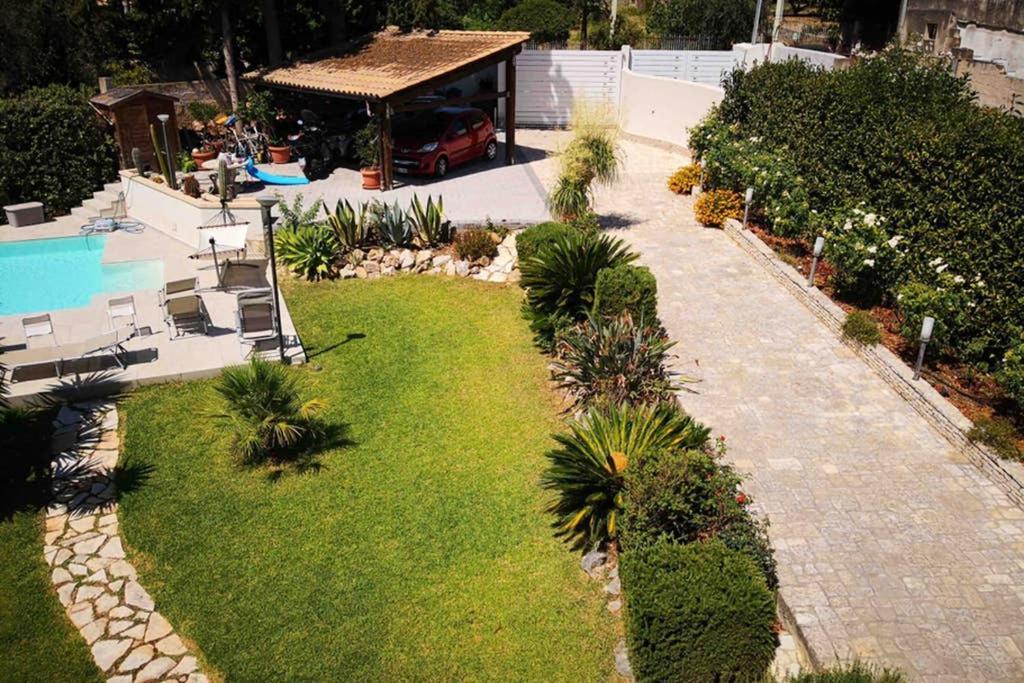 Villa Tiziana 몬레알레 외부 사진